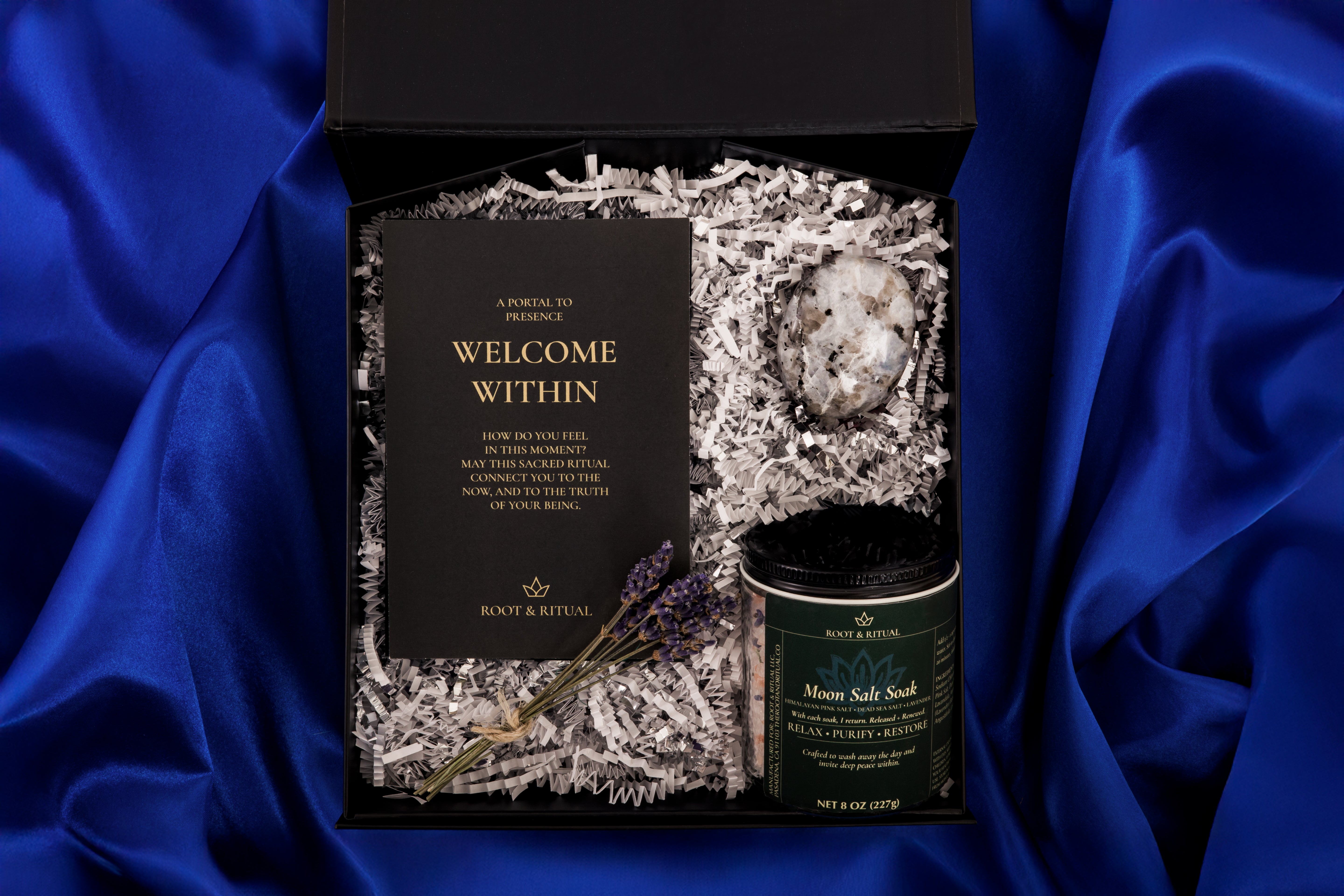 Root & Ritual Moon Soak Salt Kit – Salt Soak, Lavender stems, Moonstone, Ritual Cards